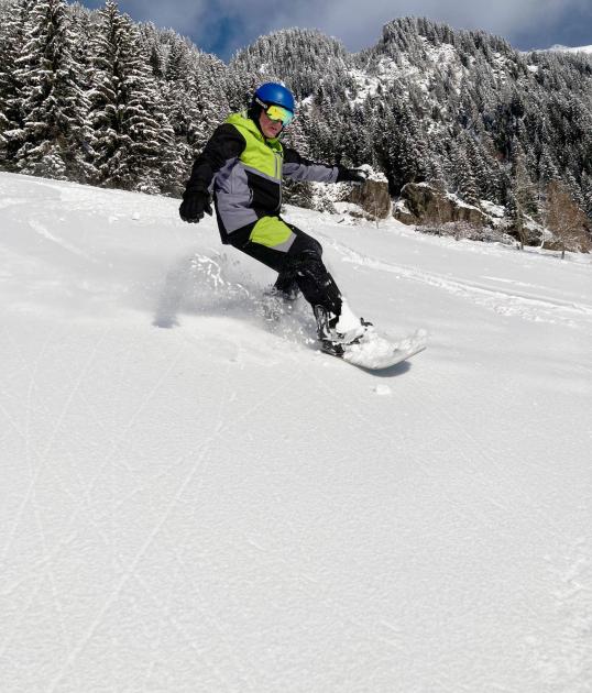 luisls-skischule-snowboard-luis-b